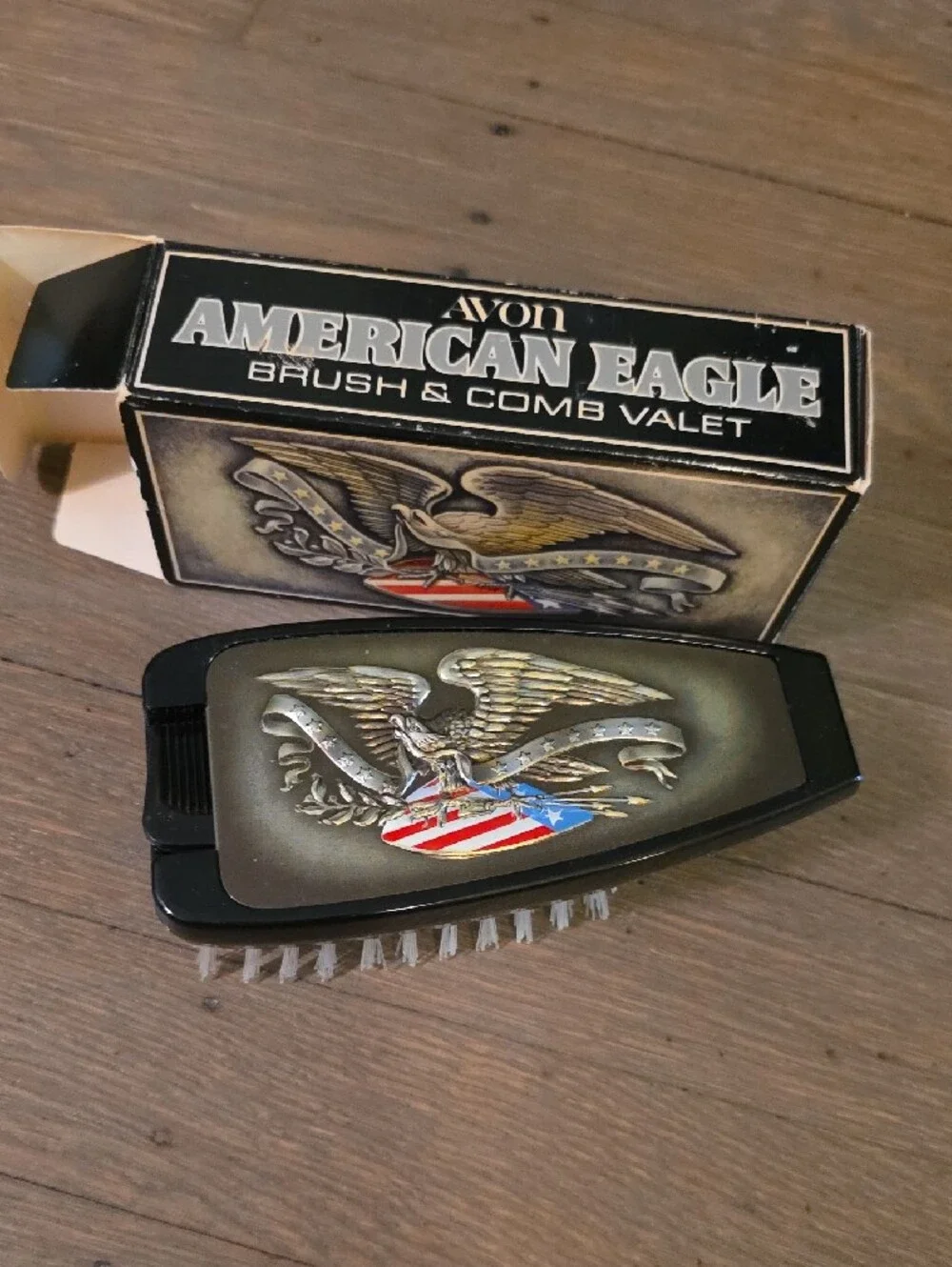 Avon American Eagle Brush & Comb Valet - Vintage NEW